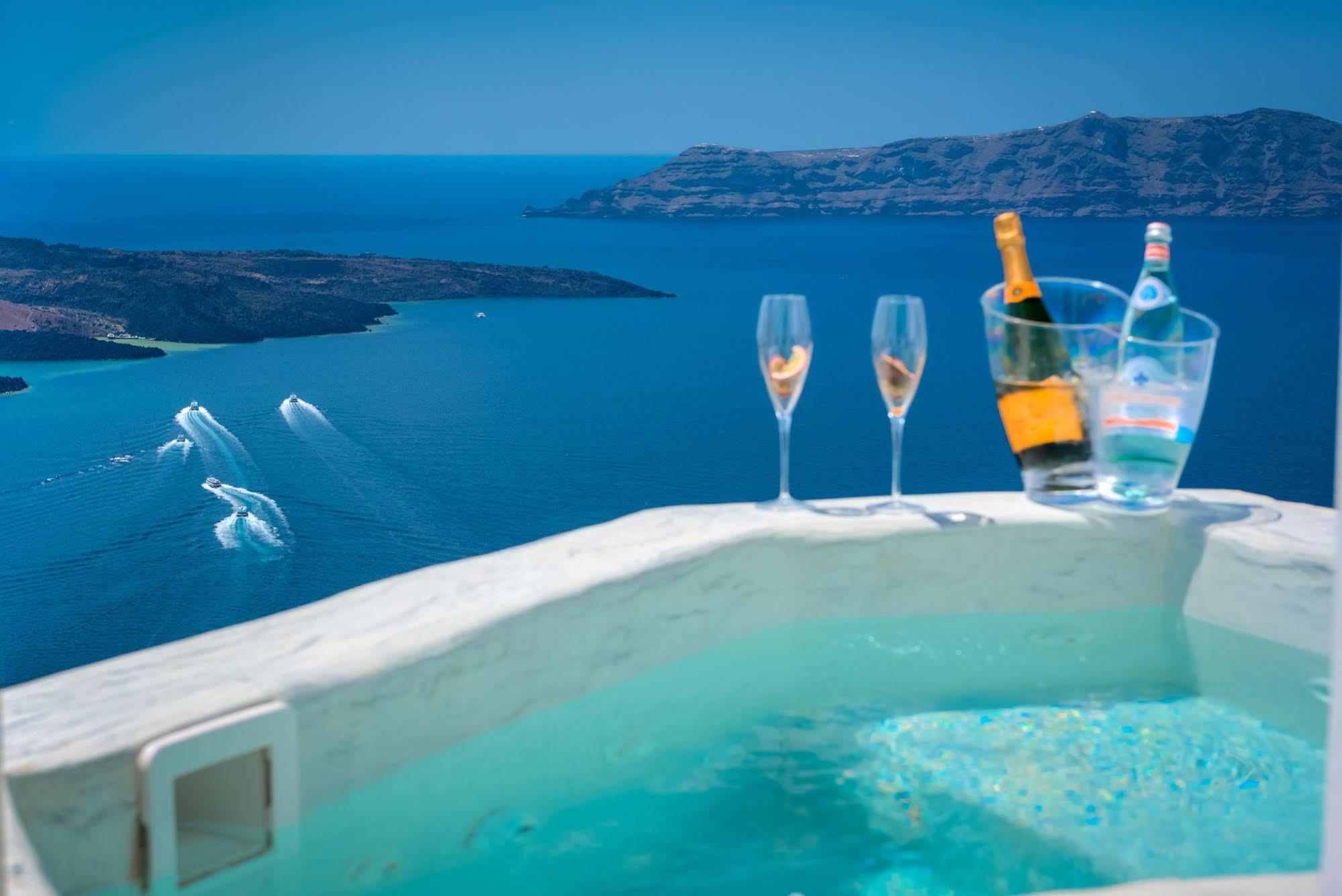 Modernity Suites Fira  Dış mekan fotoğraf